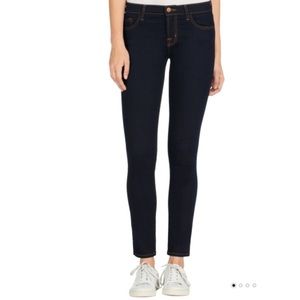 Sz 26 JBrand 811 Mid-rise Skinny in Ink